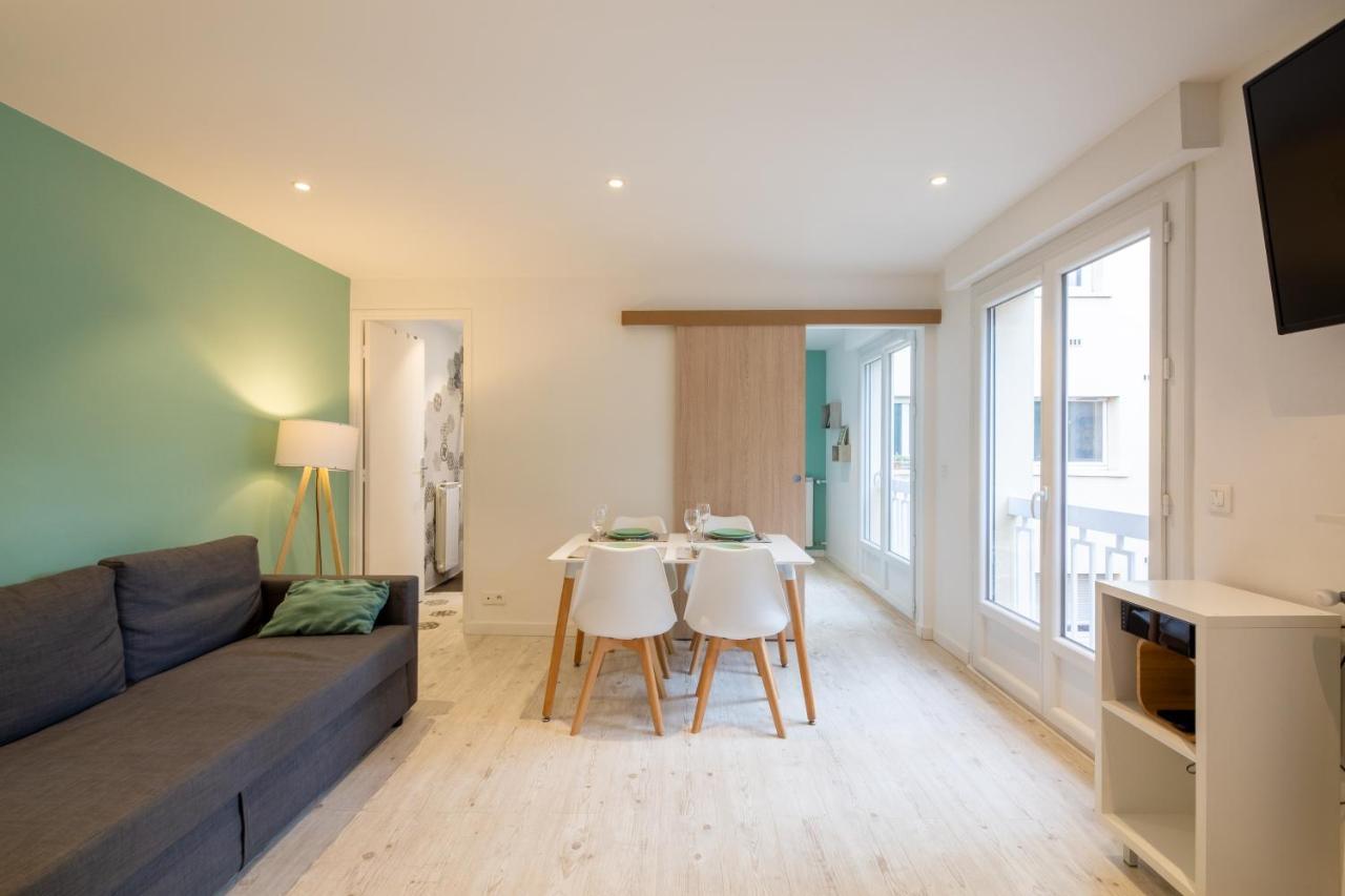 Meuble 2 Etoiles, Wifi, A 2 Pas Des Plages Fréjus Exterior photo
